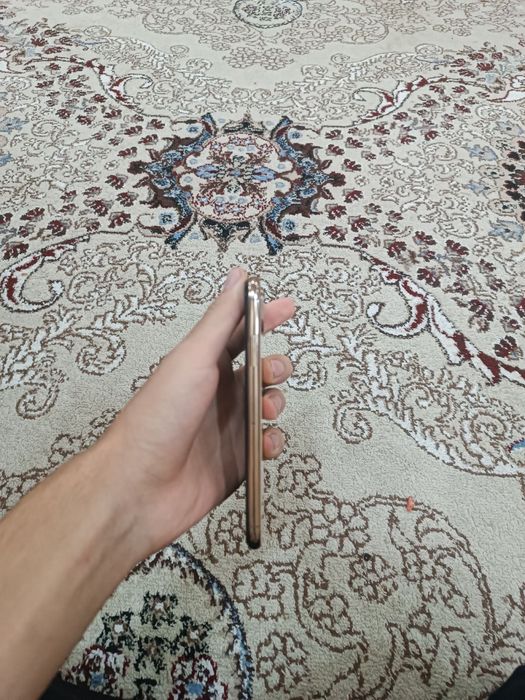iPhone XS 76% 64gb