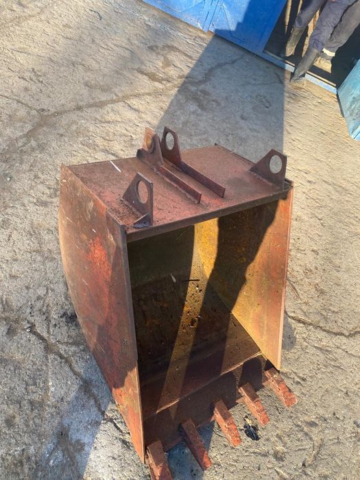 Продам  ковш новый