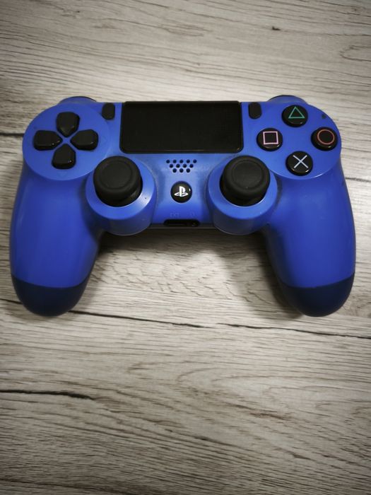 Consola PlayStation 4 PRO, 1TB, 1 controller + 1 joc cadou