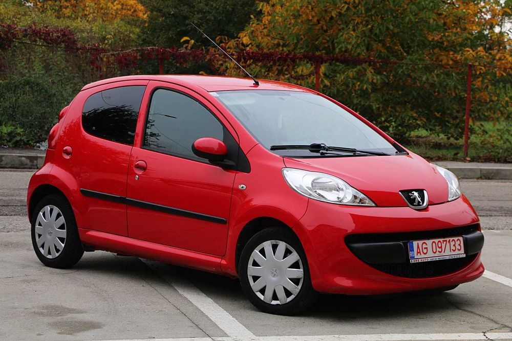 Peugeot 107 - RATE FIXE -Model 2008 - 4 usi - Aer conditionat - Euro 4