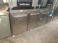 Хладилна маса средно температурна GRAM