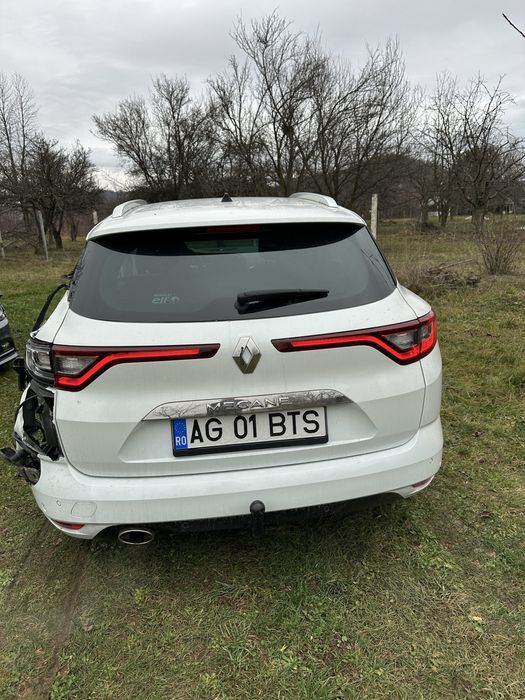 Renault megane bose 1.3 tce 2018 avariat
