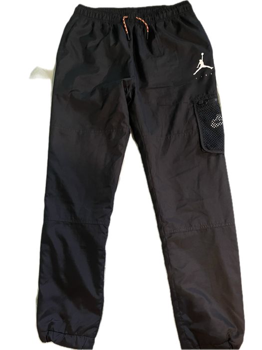 Спортен панталон Nike Jordan
