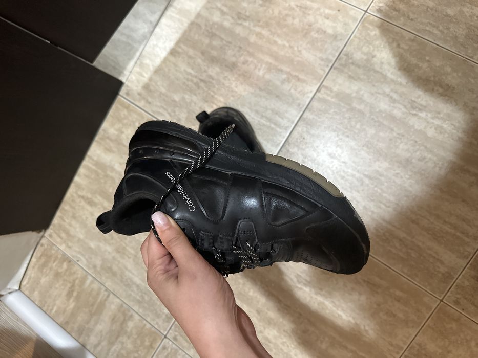 Маратонки и чанта Calvin Klein