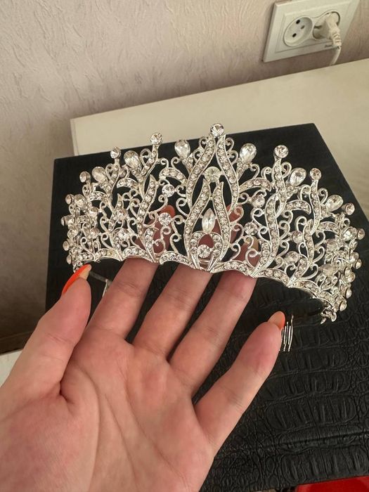Продаётся короны для невест