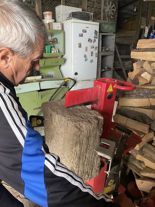 Despicator lemne hecht 6810, 8 tone + 1 an garantie