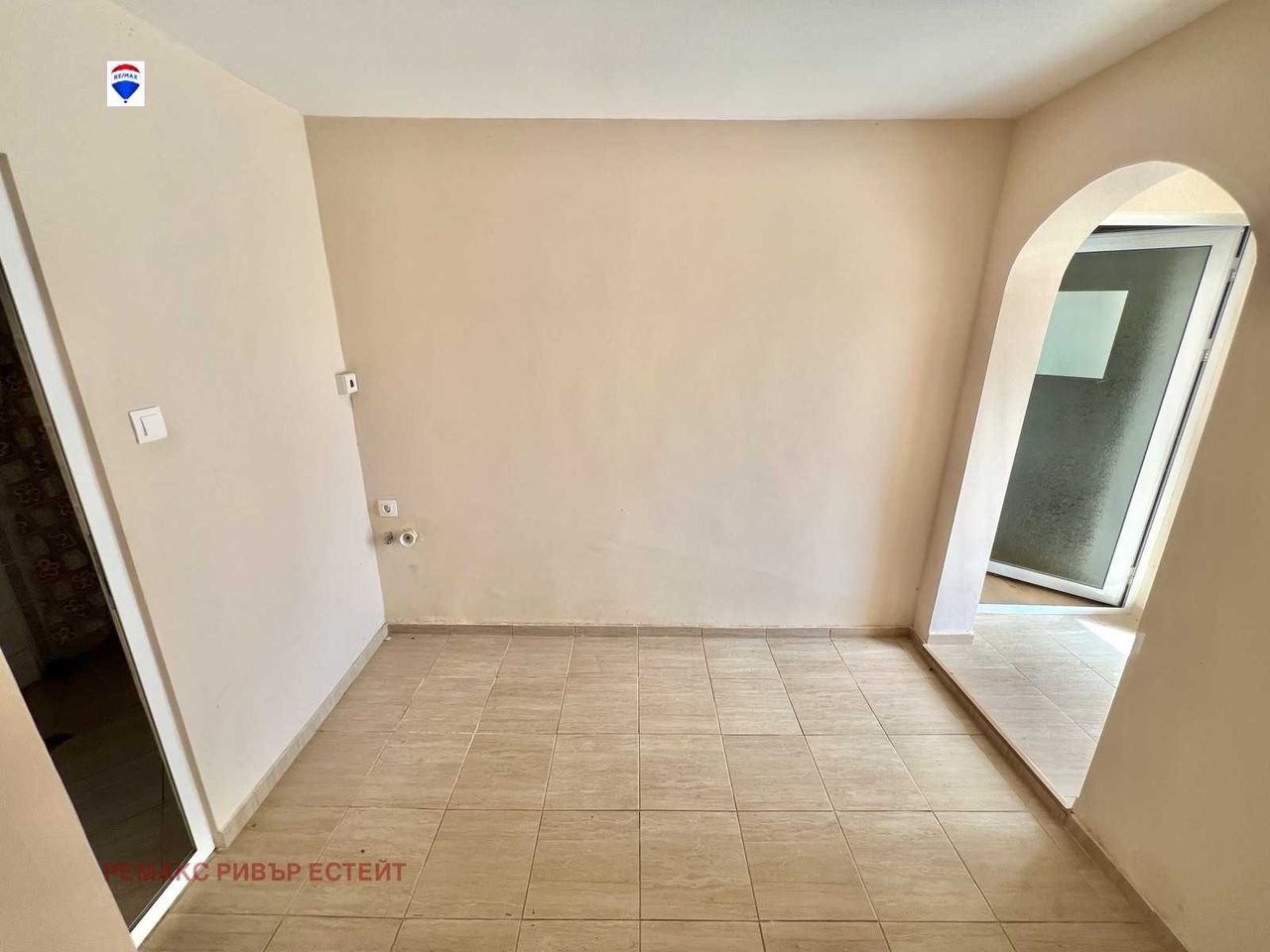 Продава се Къща в с. Мечка, Област Русе - 140 кв.м за 257 €/кв.м - Снимка #4