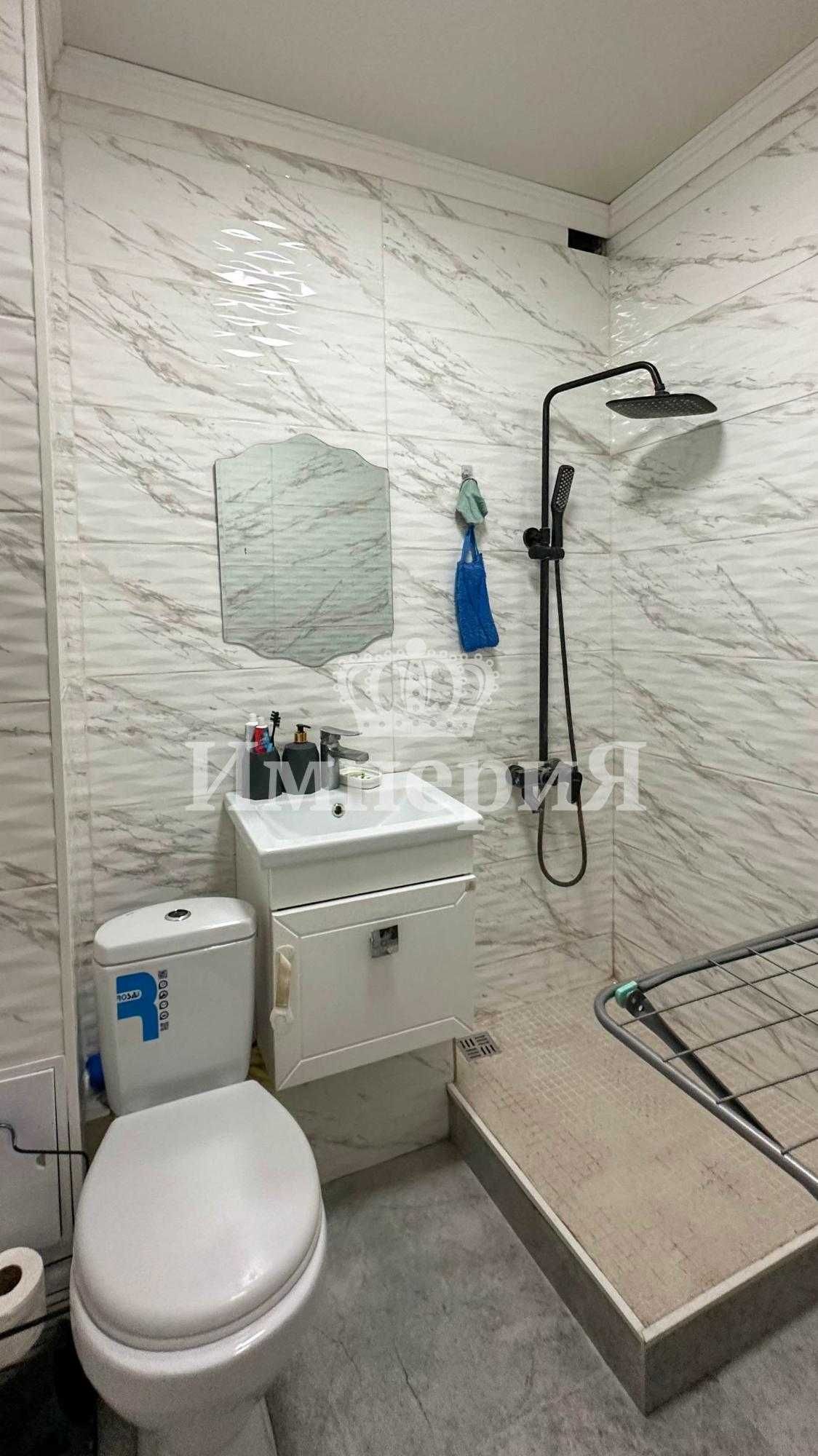 Продам 1 комн, центр, Ксения Империя
