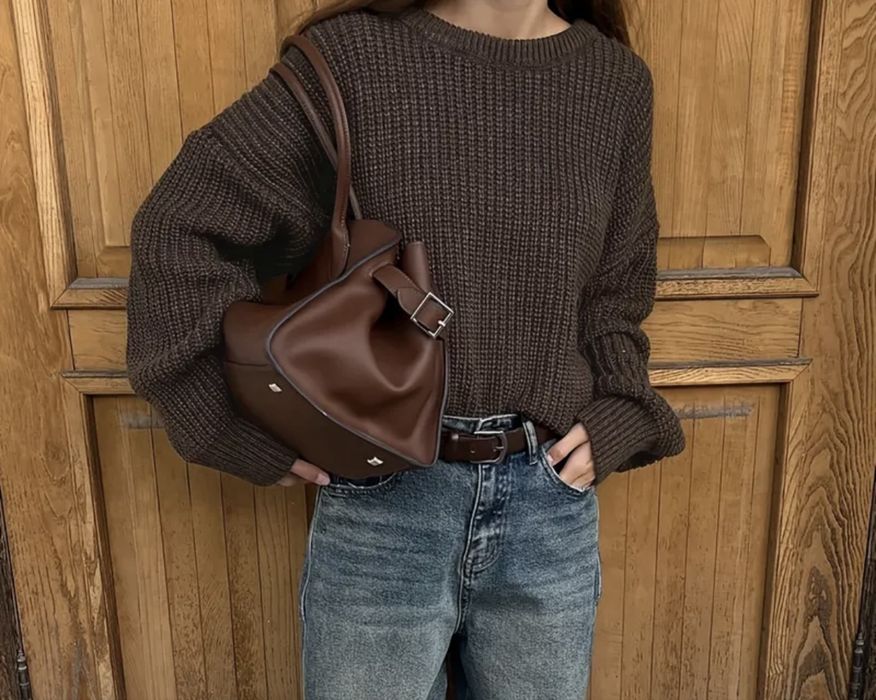 Свитер трендовый