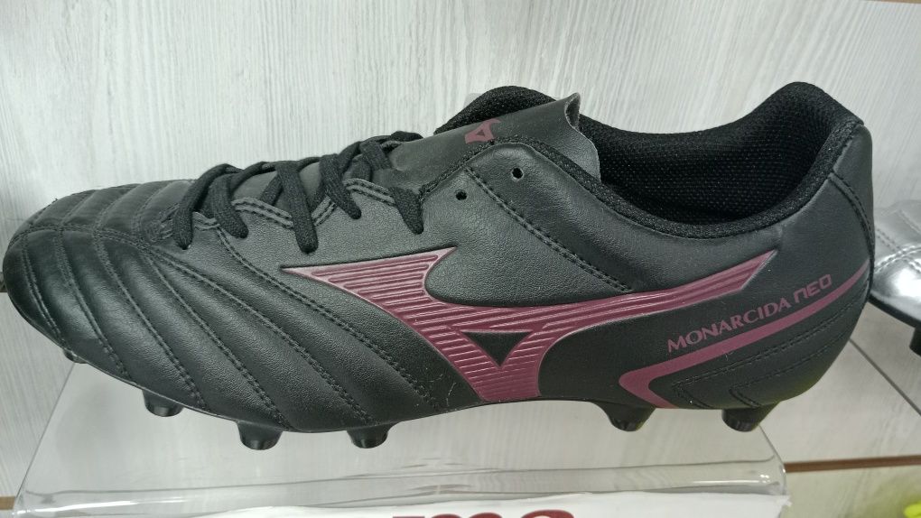 Original Mizuno Futbol butsalari! Оригинальное бутсы Mizuno!