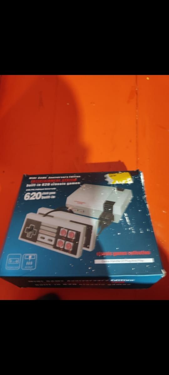 Продам игровую приставку