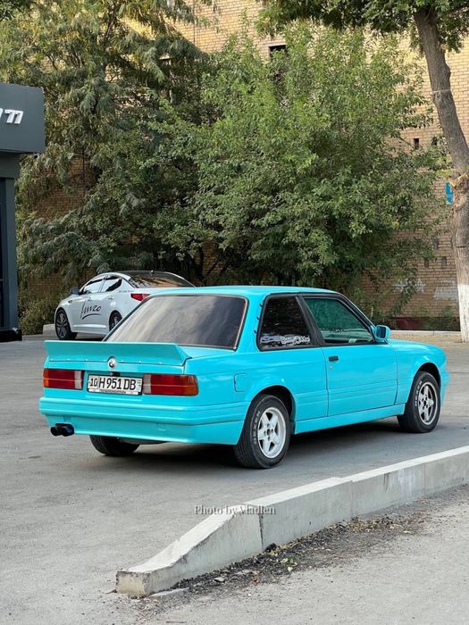 •Bmw E30 1983 год•