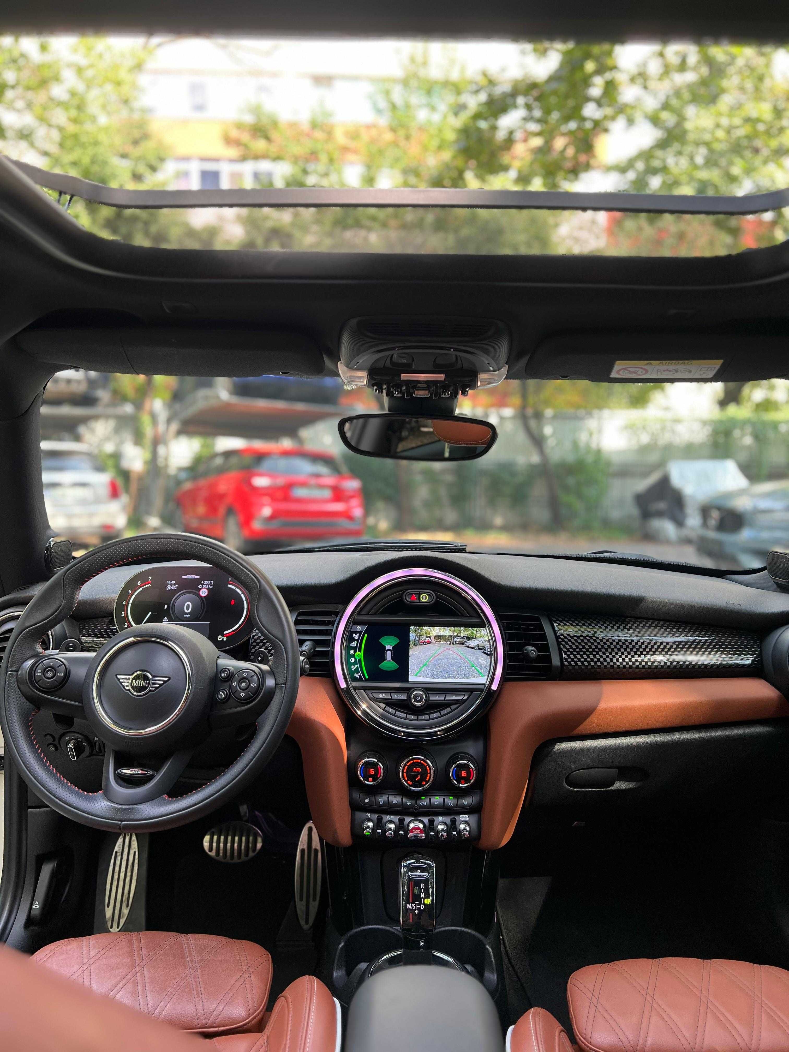 Mini John Cooper Works 2021 2.0bnz. km 30114 detalii pe autoavariat-ro