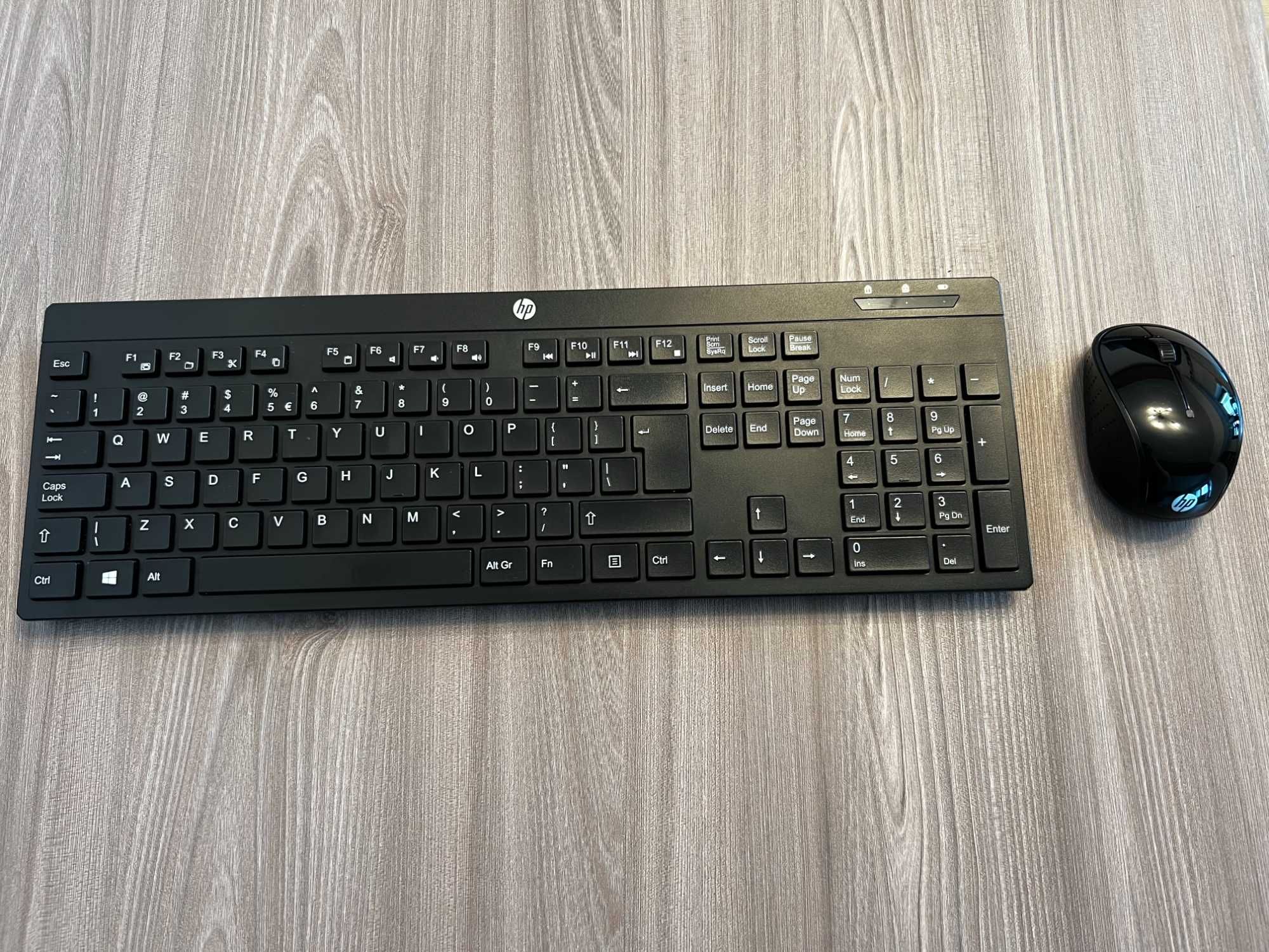 Kit tastatura si mouse HP