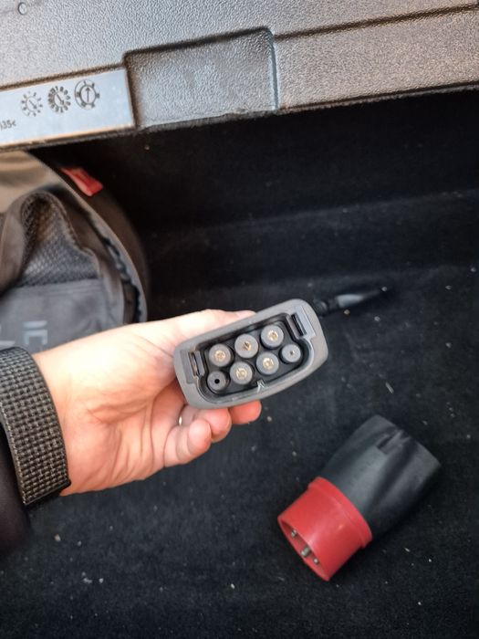 Tesla Mobile Connector 5м. 3.7KW