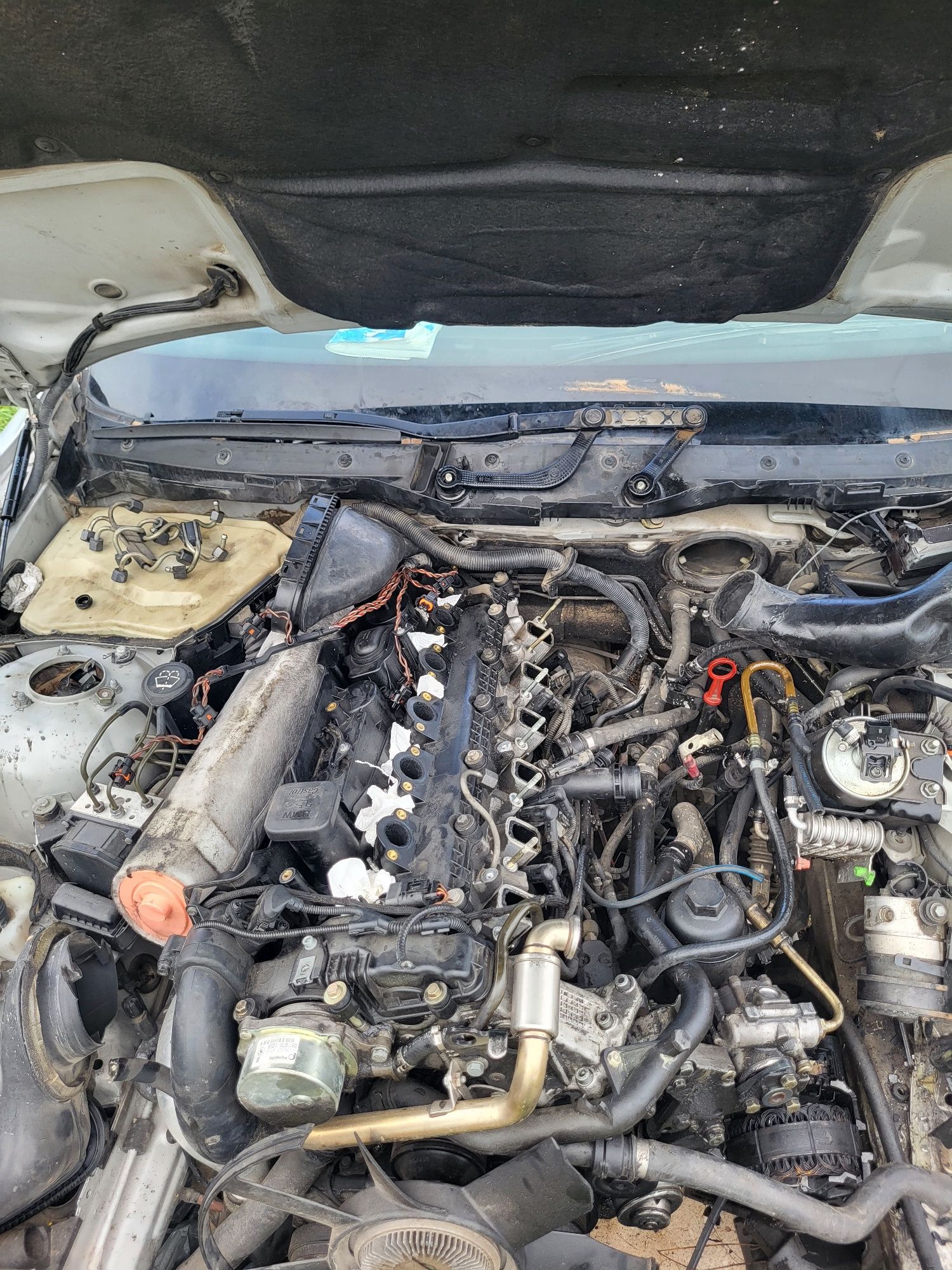 525d BMW 2004година на части!