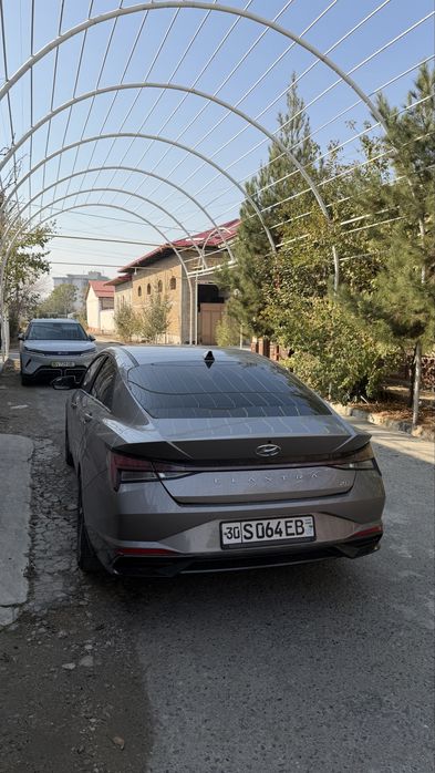 Hyundai Elantra 2.0 Хюндаи Элантра 2.0