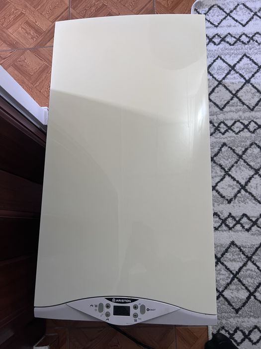 Centrala Ariston Cares Premium 30kw