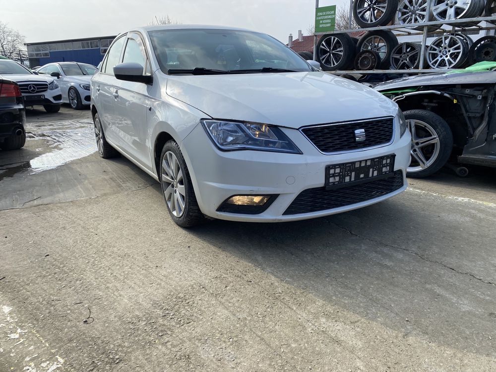 Prag caroserie stânga, stâlp ușă stânga Seat Toledo 2014