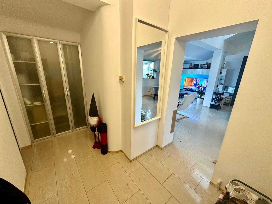 Продава се Двустаен апартамент в София, Център - 118 кв.м за 3365 €/кв.м - Снимка #10