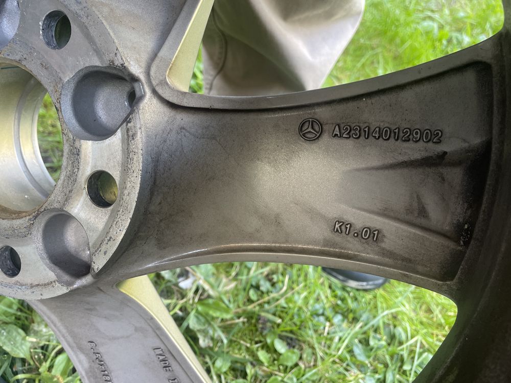 4бр.оригинални лети джанти Mercedes 8,5Jx18 ET35,5