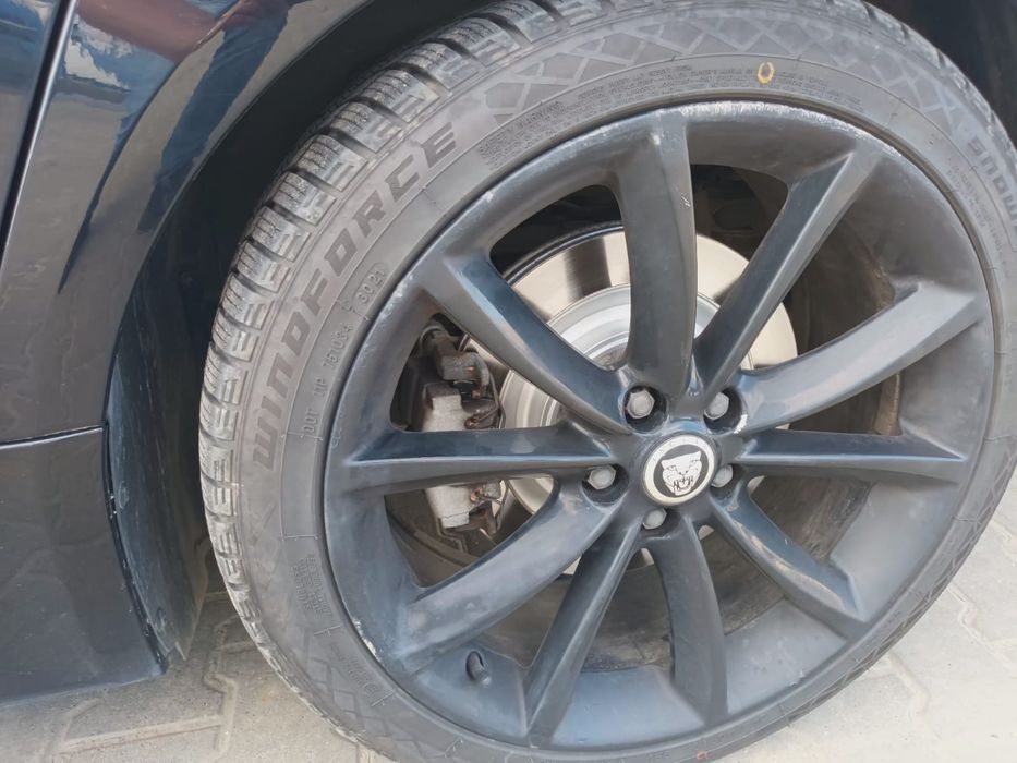 Jaguar XF R 3.0 2012