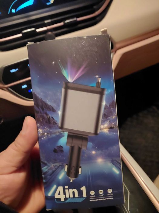 Автомобильный зарядное устройство