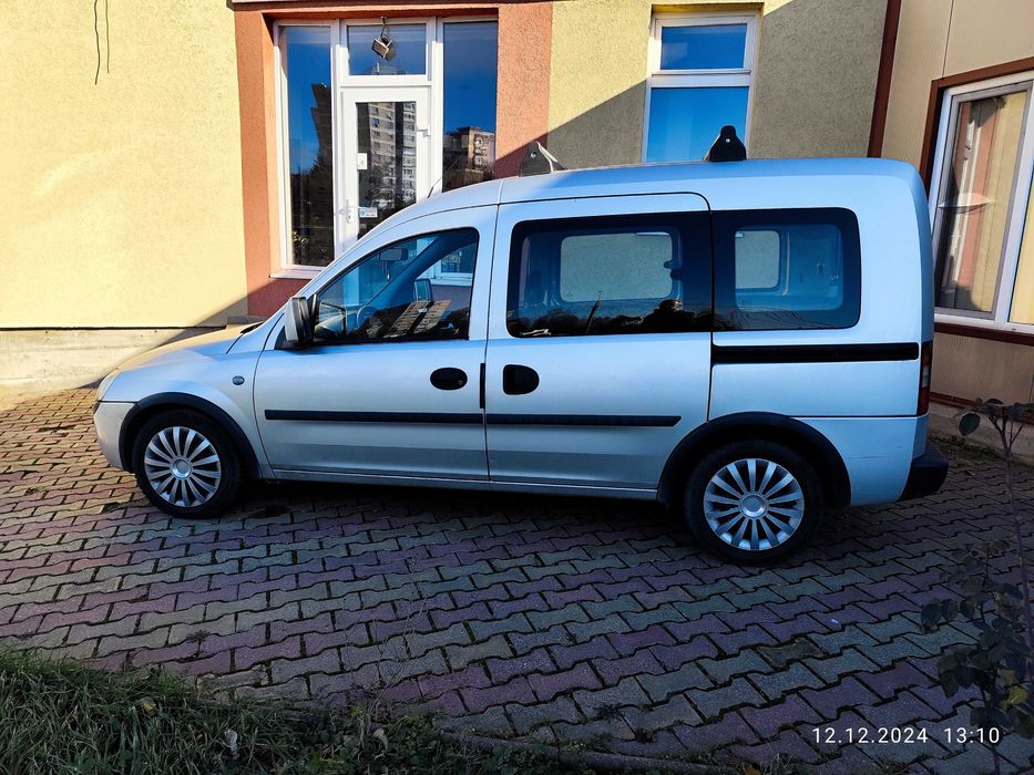 Autoturism Opel Combo Tour 2006, 1,7 CDTI, 101 CP, E4