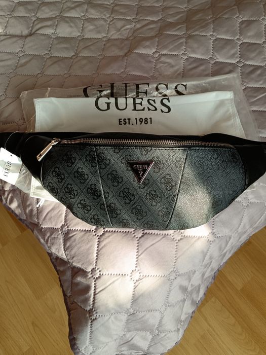 GUESS оригинална мъжка чанта  нова