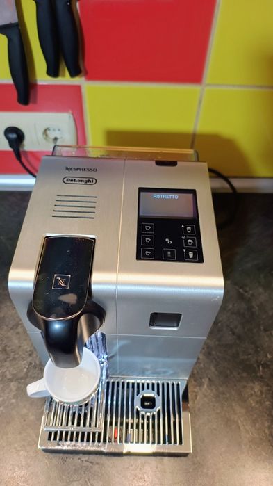 Espresor, aparat cafea, capsule, Latisima Pro, Nespresso