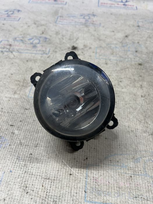 proiector dreapta ford focus 3 2014