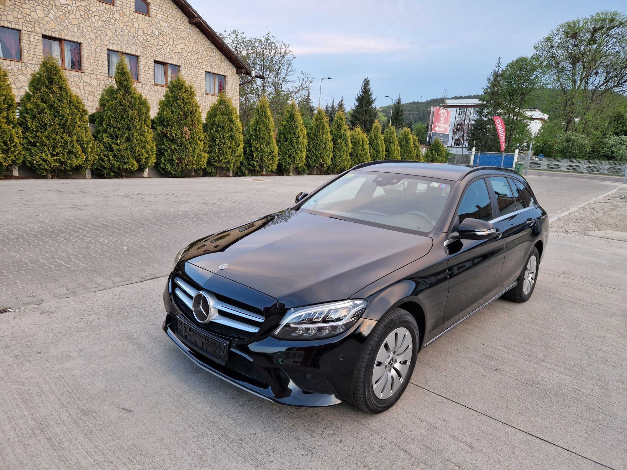 Mercedes Benz C200 Bussines  Facelift