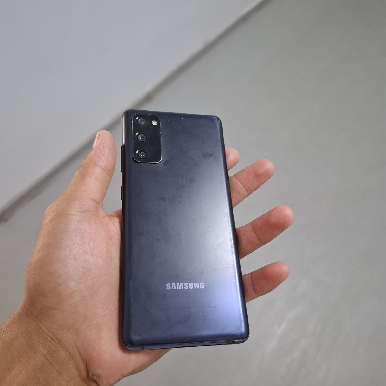 Samsung galaxy s 20 fe