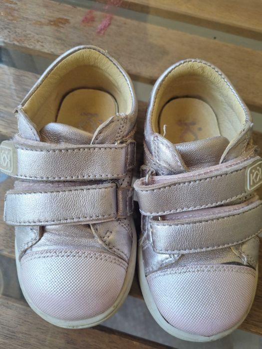 Детски обувки на Колев и Колев 24 номер