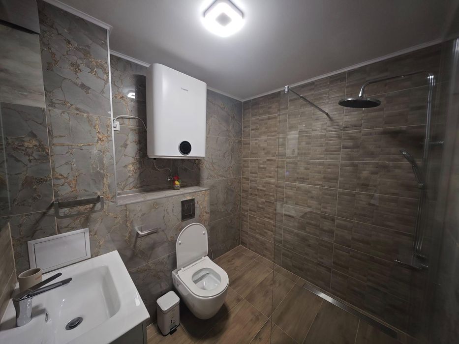 Дава се под наем Тристаен апартамент в София, Банишора - 99 кв.м за 749 € - Снимка #17