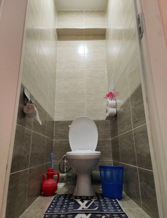 Продаётся квартира Юнусабад 18кв 2/6/7