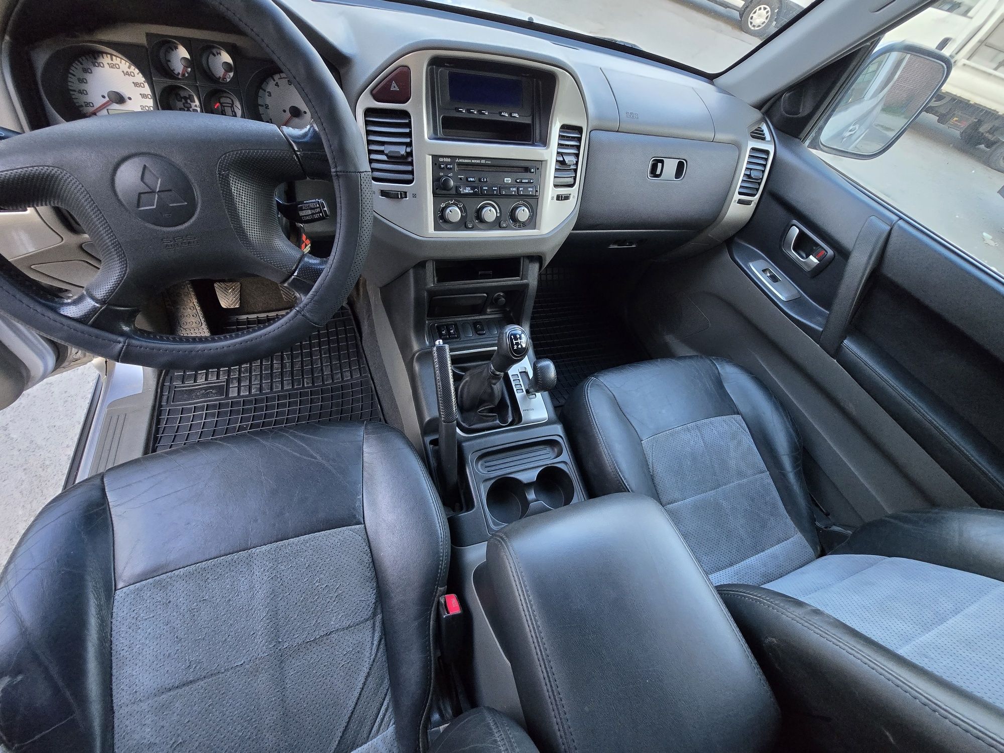 Mitsubishi Pajero III 3.2 D-iD