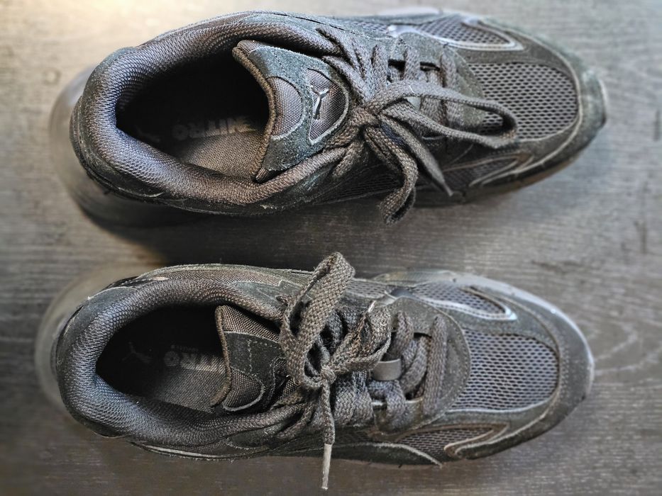 Adidași încălțăminte sport Champions si Puma originali