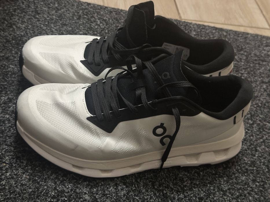 Adidasi On Cloudzone