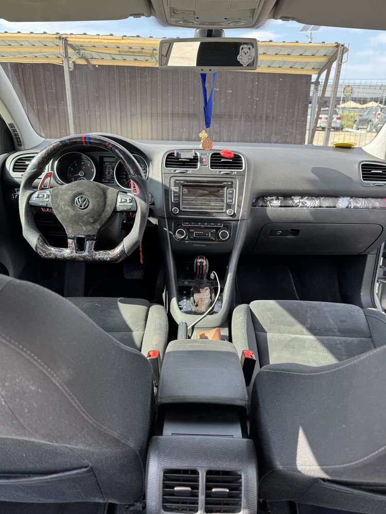 Vând Golf 6 R.