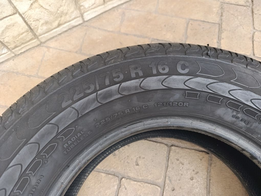 Летни гуми Continental 225/75/16 C 121/120