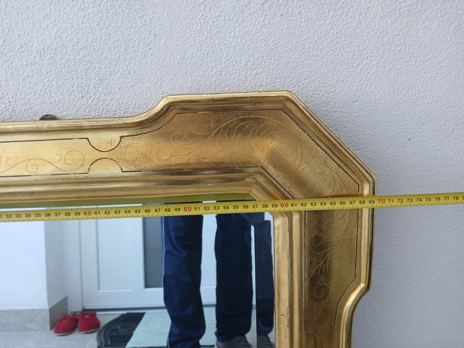 Oglinda cu  rama lemn