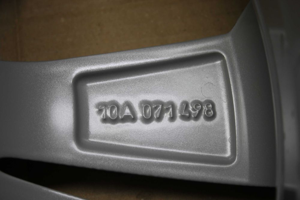 Нови оригинални джанти 18" VW ID3