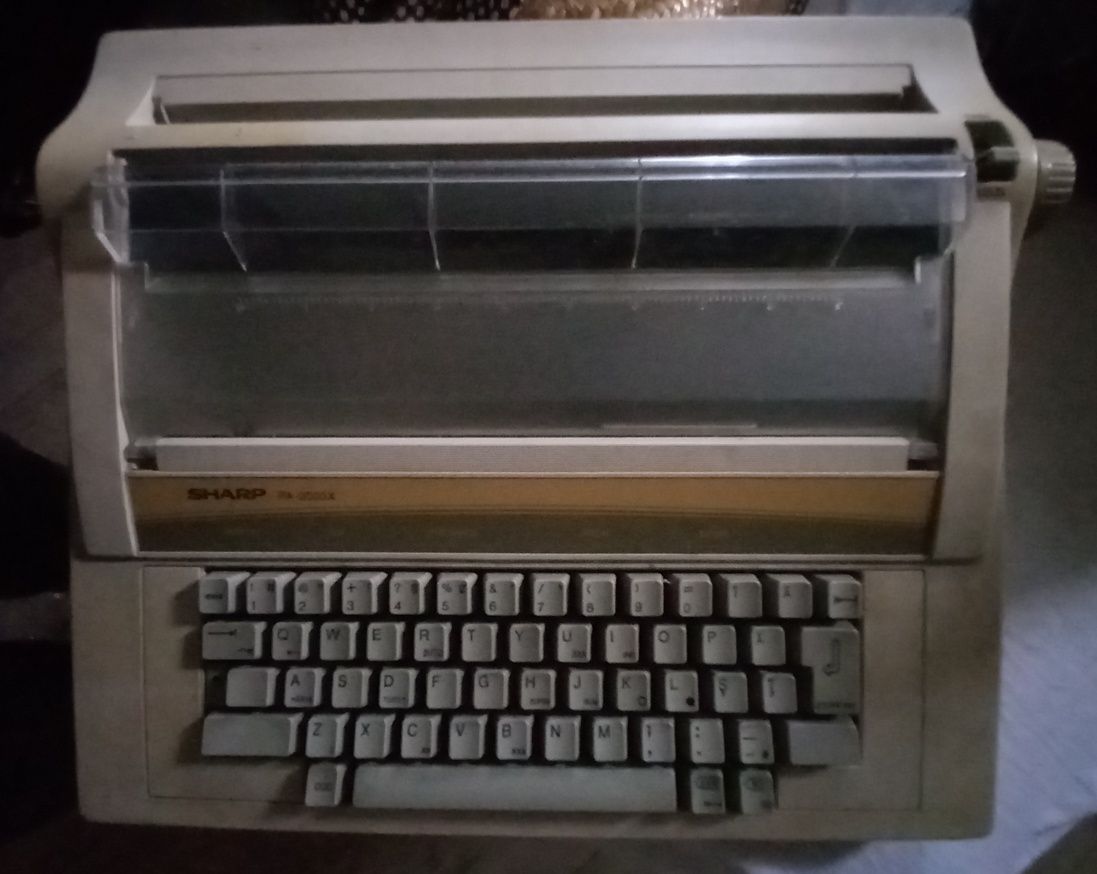 Masina de scris electrica Sharp defecta,piese.
