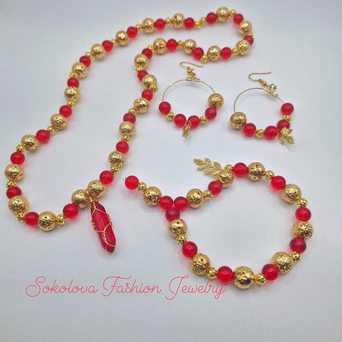 Комплект Колие, Гривна, Обеци(уникат, ръчна изработка)