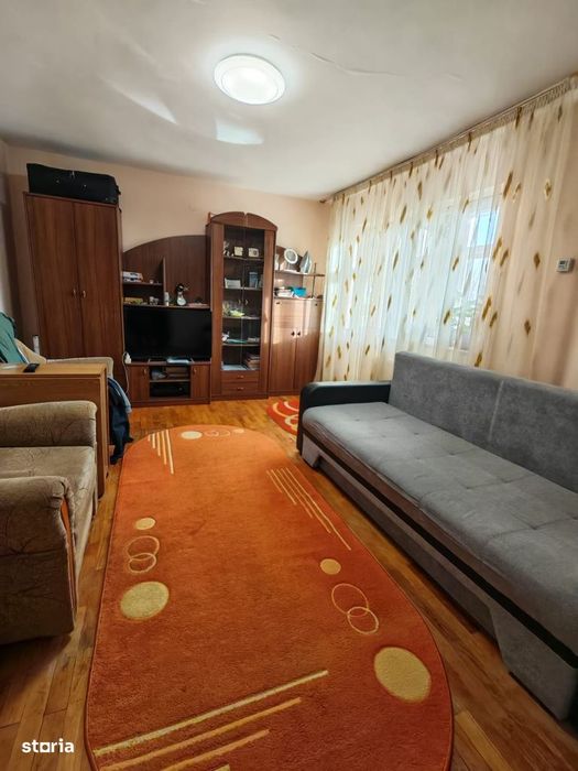 Apartament 2 camere Trivale, etaj 3,confort 1 decomandat, centrala