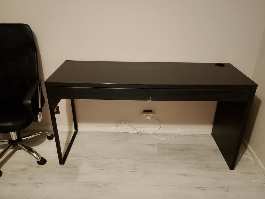 Birou Ikea negru