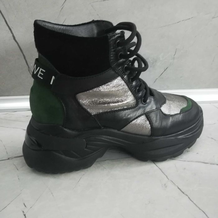 Дизайнерски обувки NUWE