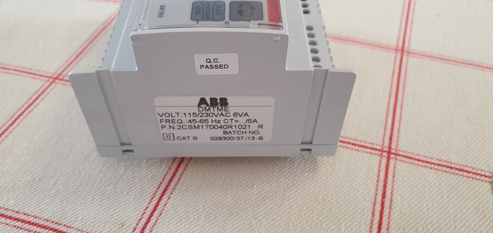 Multimetru panou ABB trifazat DMTME