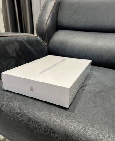 Apple MacBook Air 13 2020 (m1/8gb/256ssd)